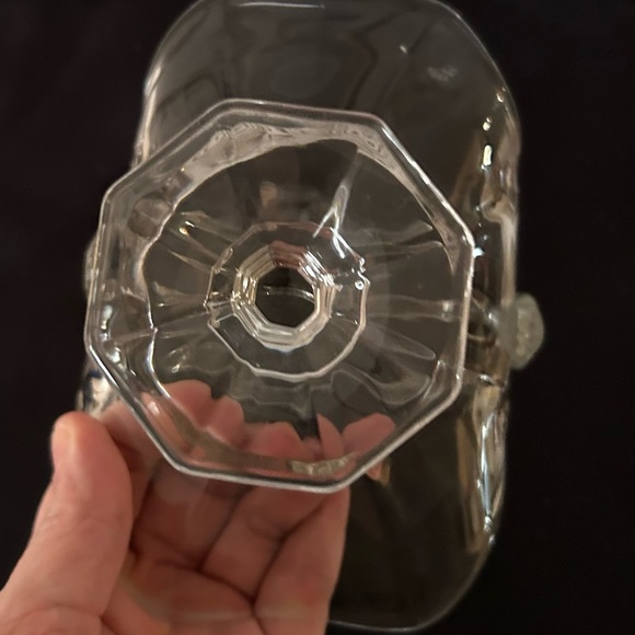 Sweet glass basket. 11”H x 9”L - Picture 7 of 11